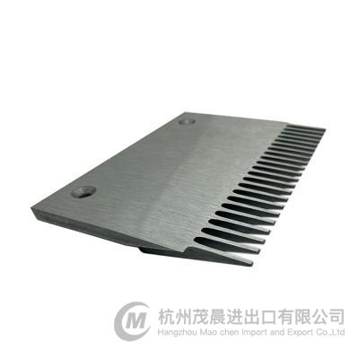 Escalator Comb Plate Size 200*145mm Hole Spacing 145mm OEM XAA453AV3 Right Side GS00412011